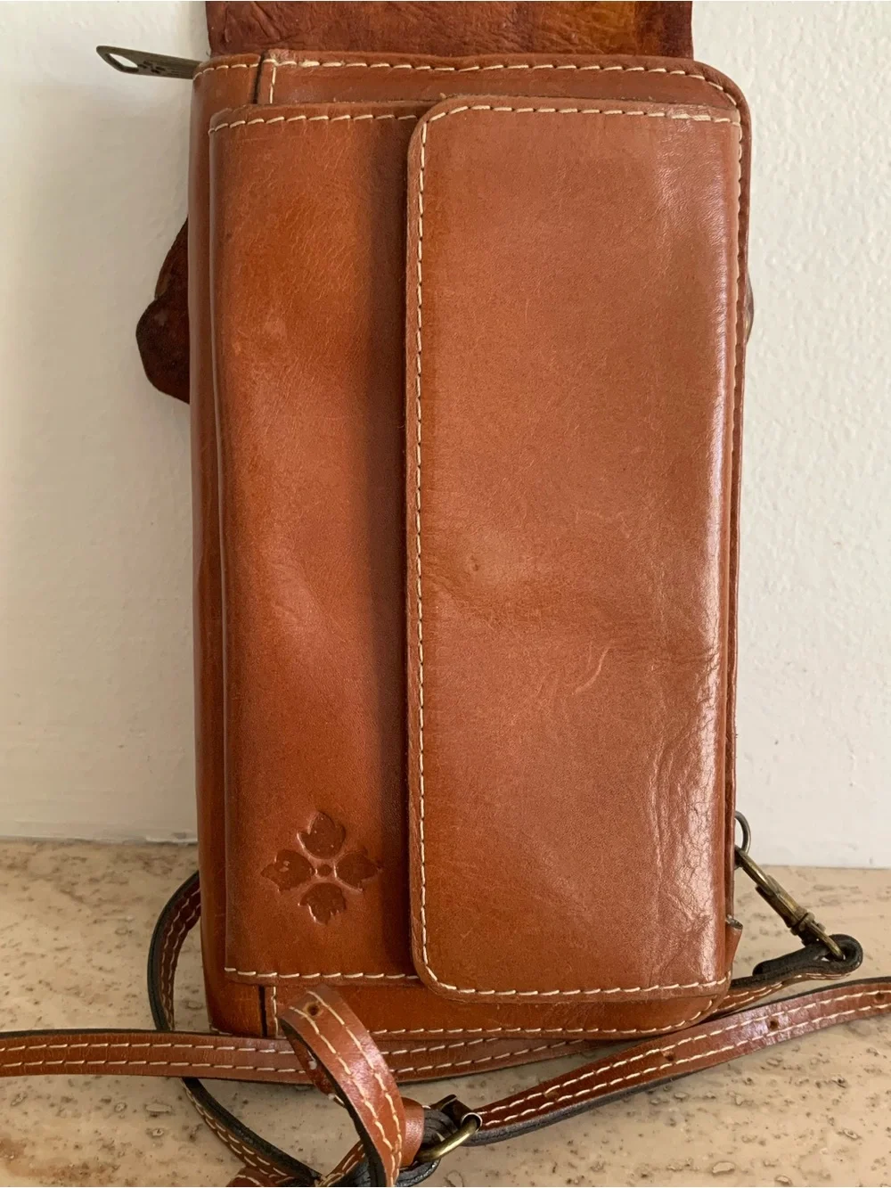 Patricia Nash Chestnut Brown Leather/ Dovera Phone Crossbody